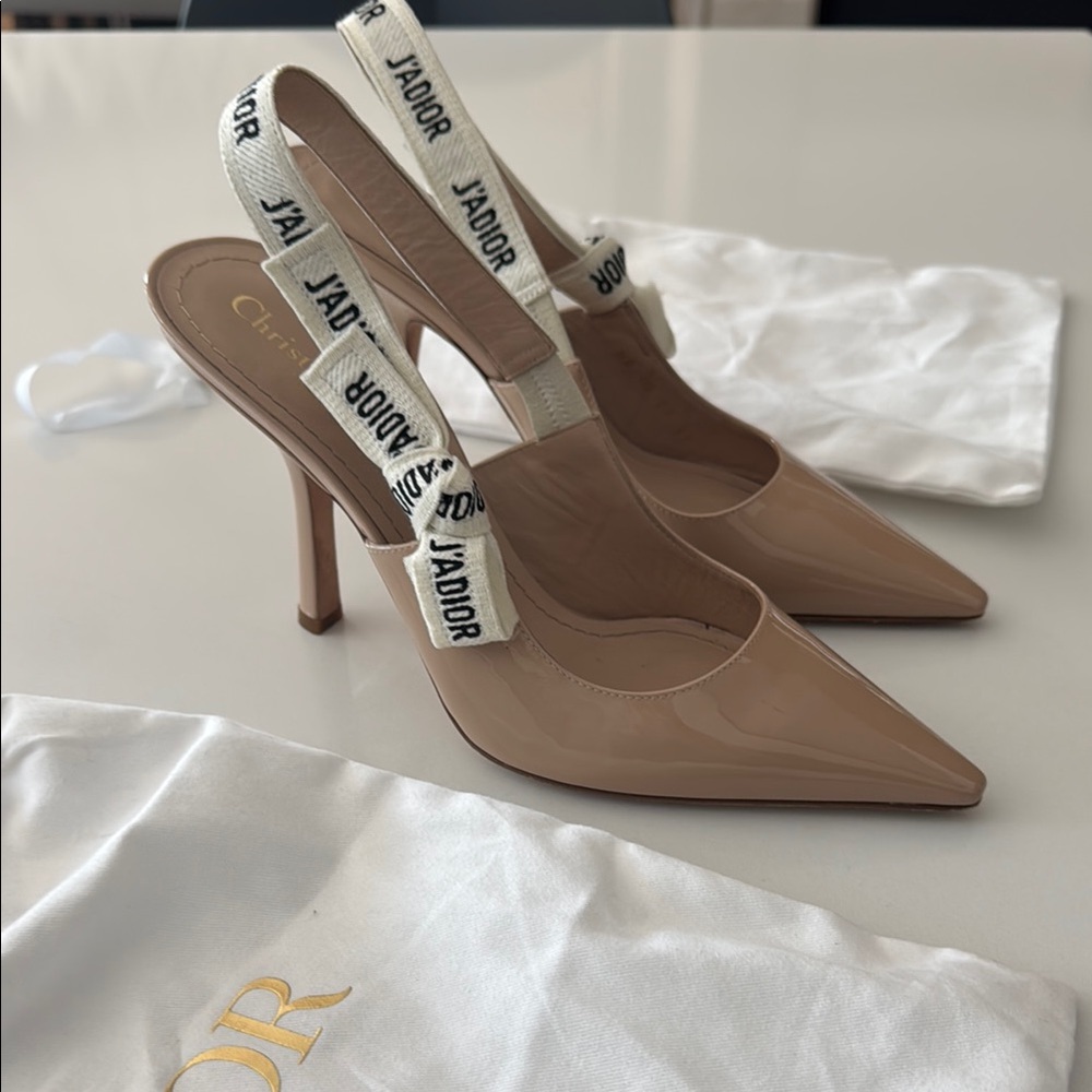 Dior J'Adior Slingback Pump -Nude Patent Calfskin